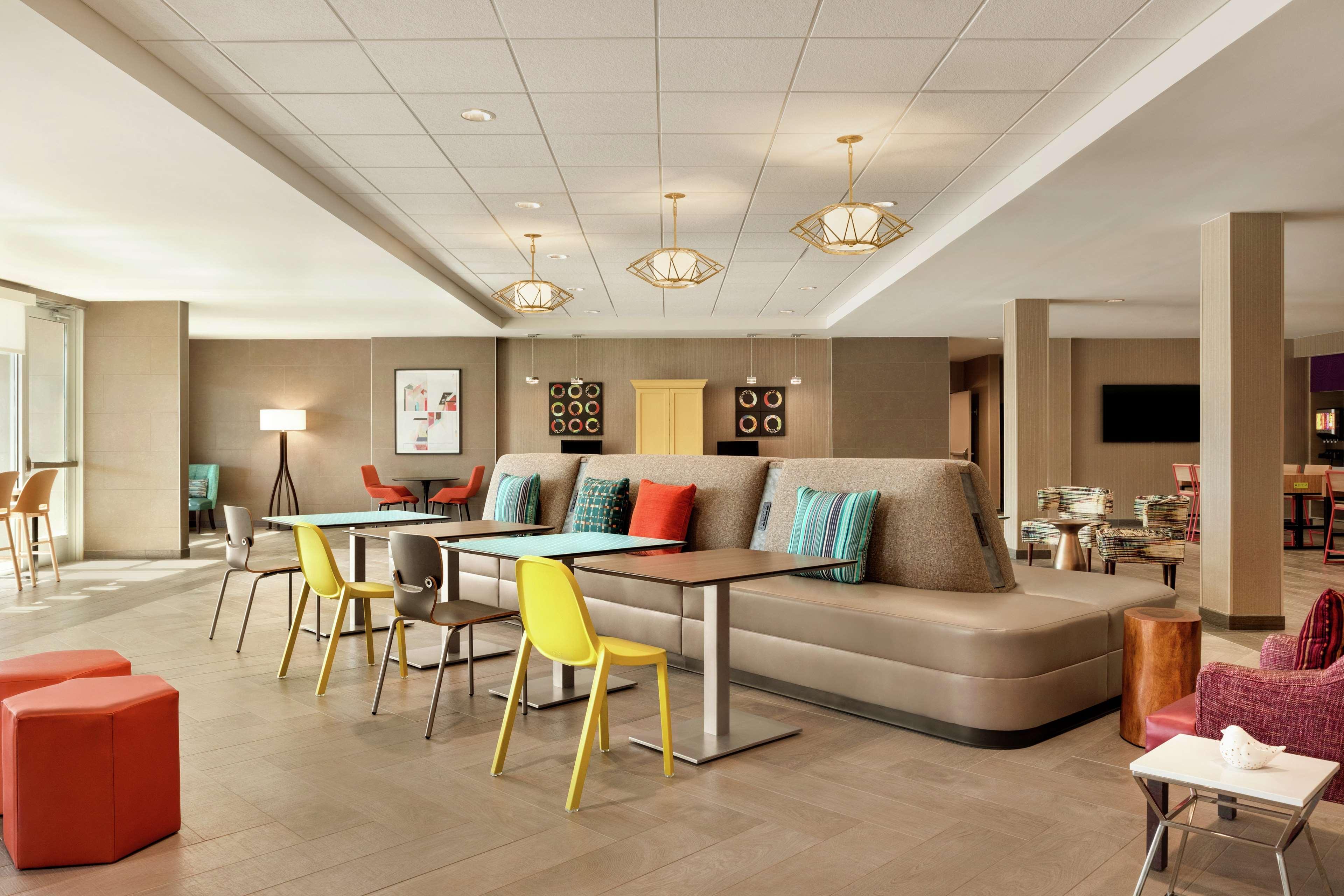 Home2 By Hilton North Stone Oak Hotel 3*