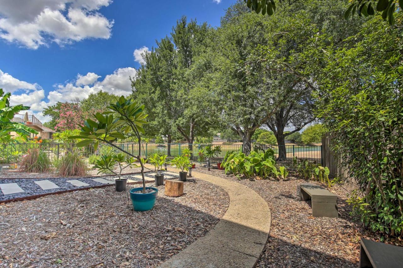 The Plumeria Retreat With Deck And Lake View! Holiday home *