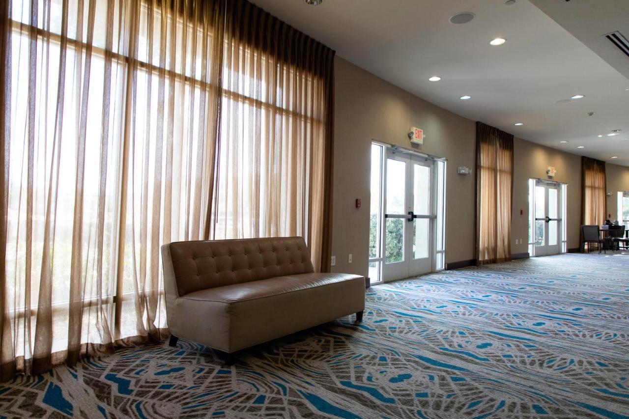 Hotel & Northwest By Ihg