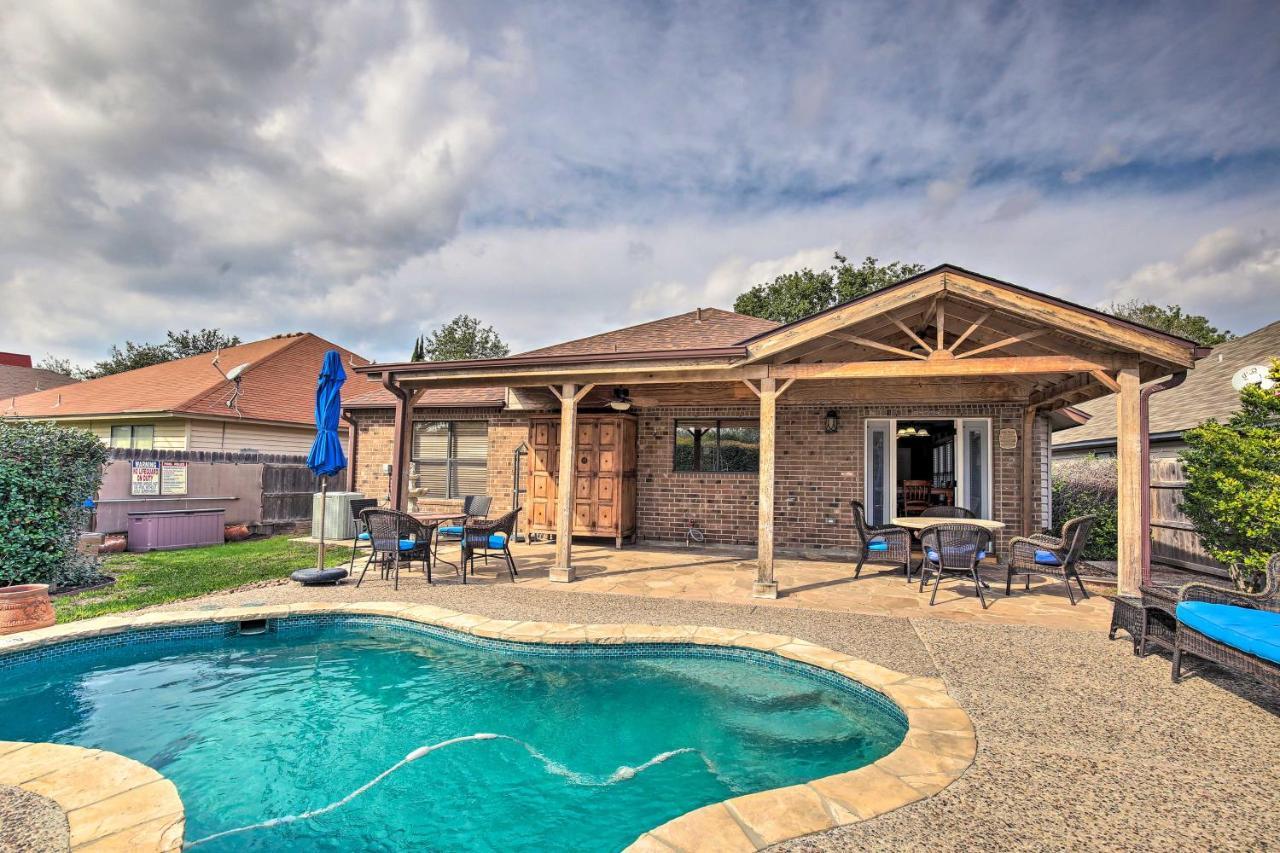 Getaway About 18 Mi To Dtwn And Pool! * San Antonio