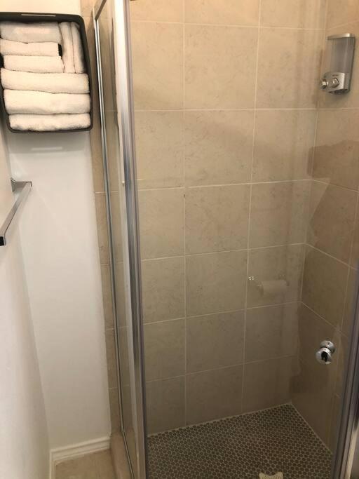 Apartment A Smaller Piece Of Heaven, Near By Lackland Afb *