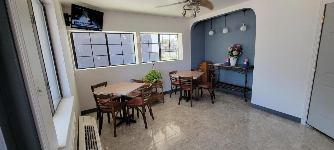 Americas Value Downtown Riverwalk 3* San Antonio