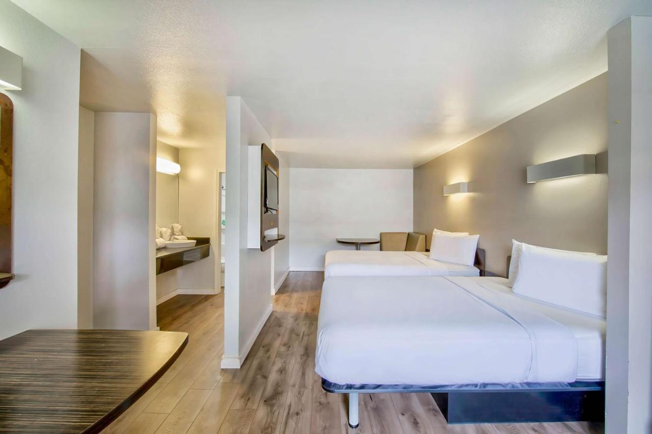 6-san Antonio, Tx - Airport Hotel