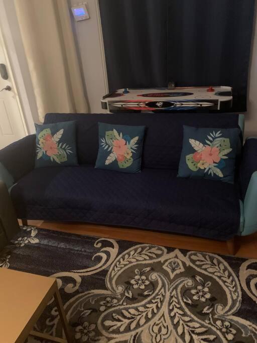 Comfort 4 Bedroom 3 Bath 5 Mins From Sea World *
