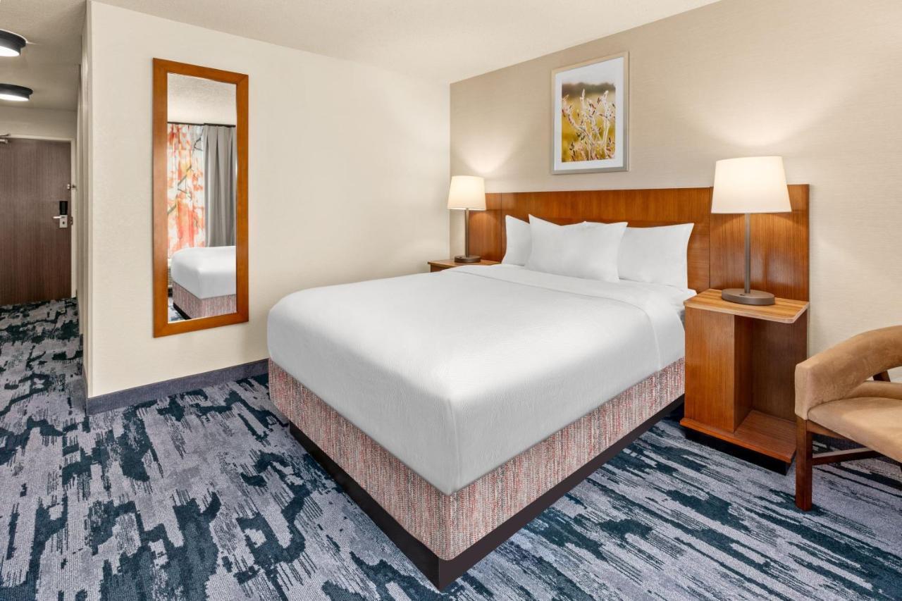 Fairfield & By Marriott Downtown/market Square Hotel 3*