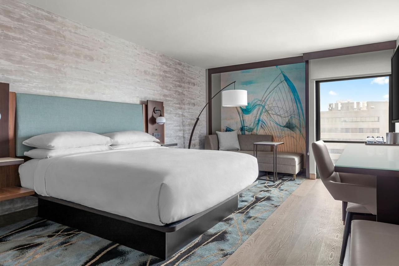 Marriott Airport Hotel
