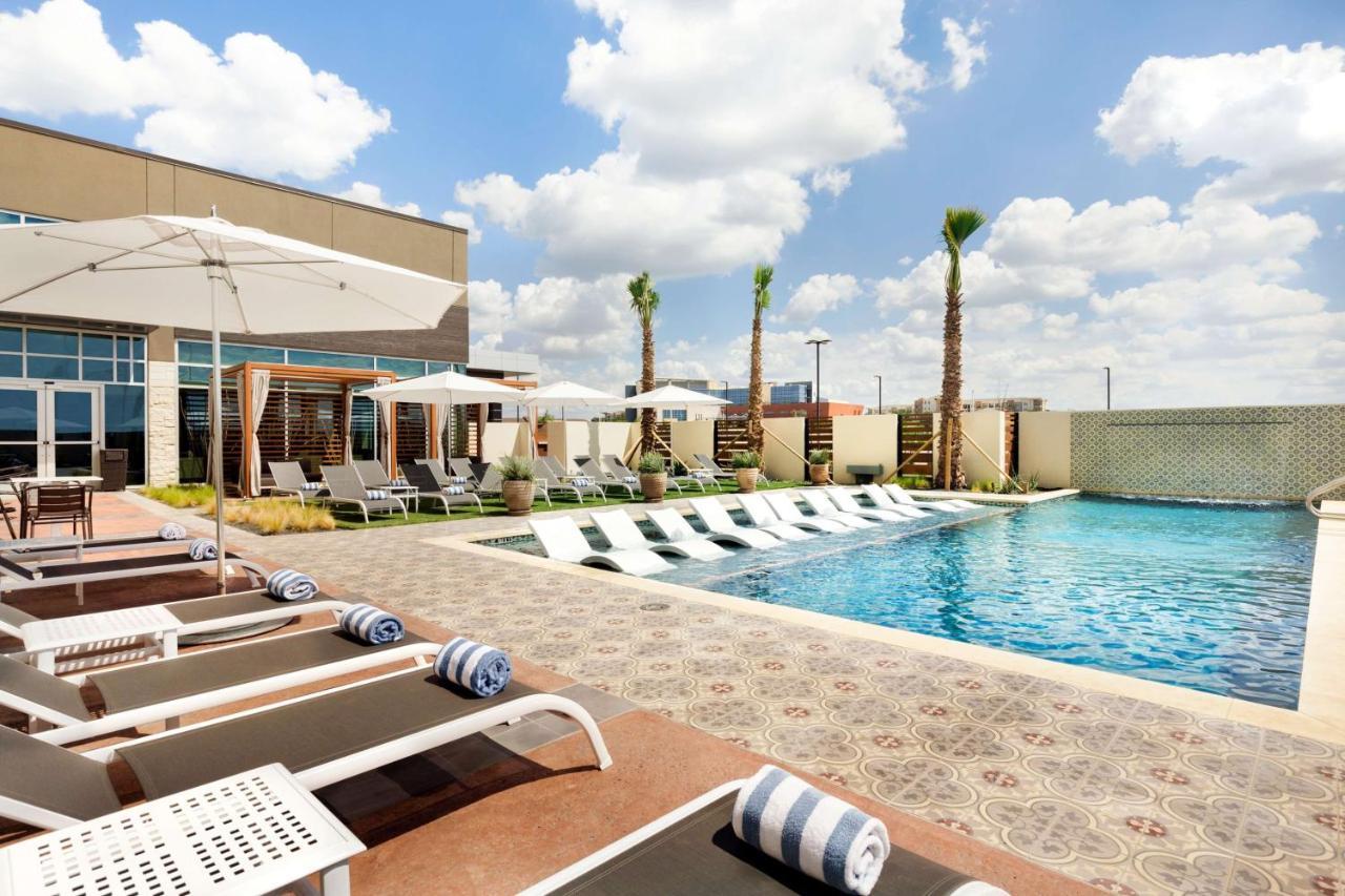 Embassy By Hilton Landmark Hotel San Antonio