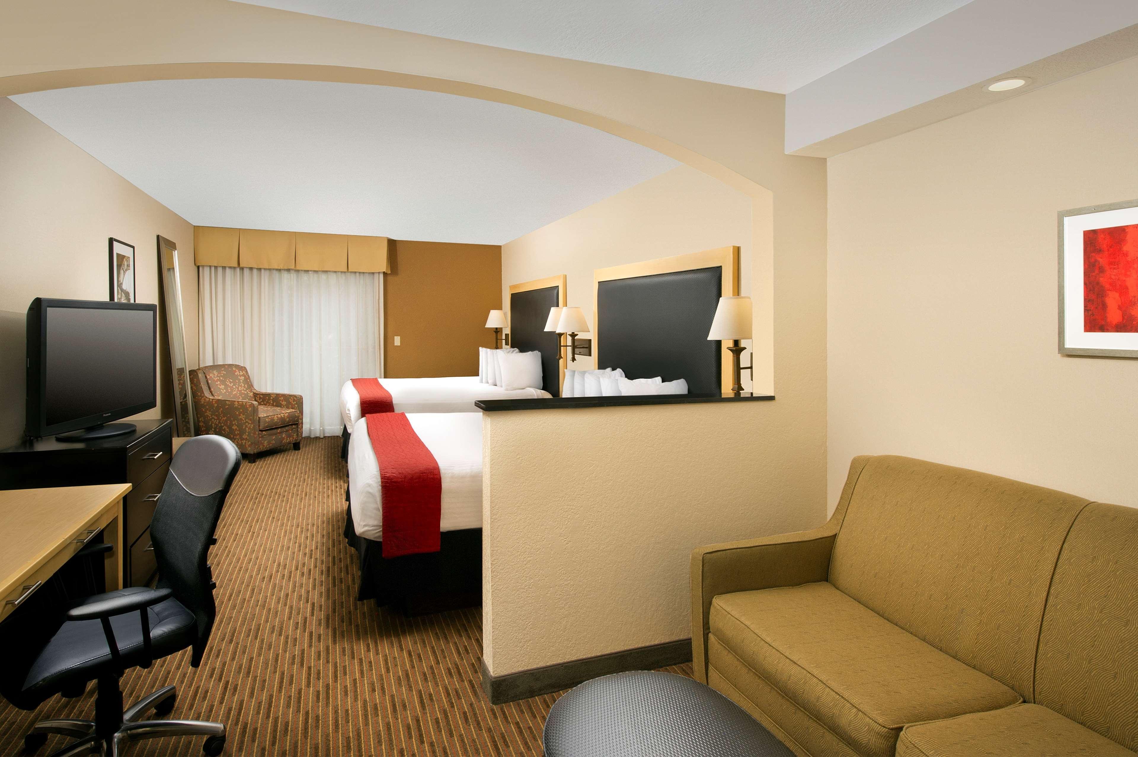 Western Alamo Downtown Hotel 3*