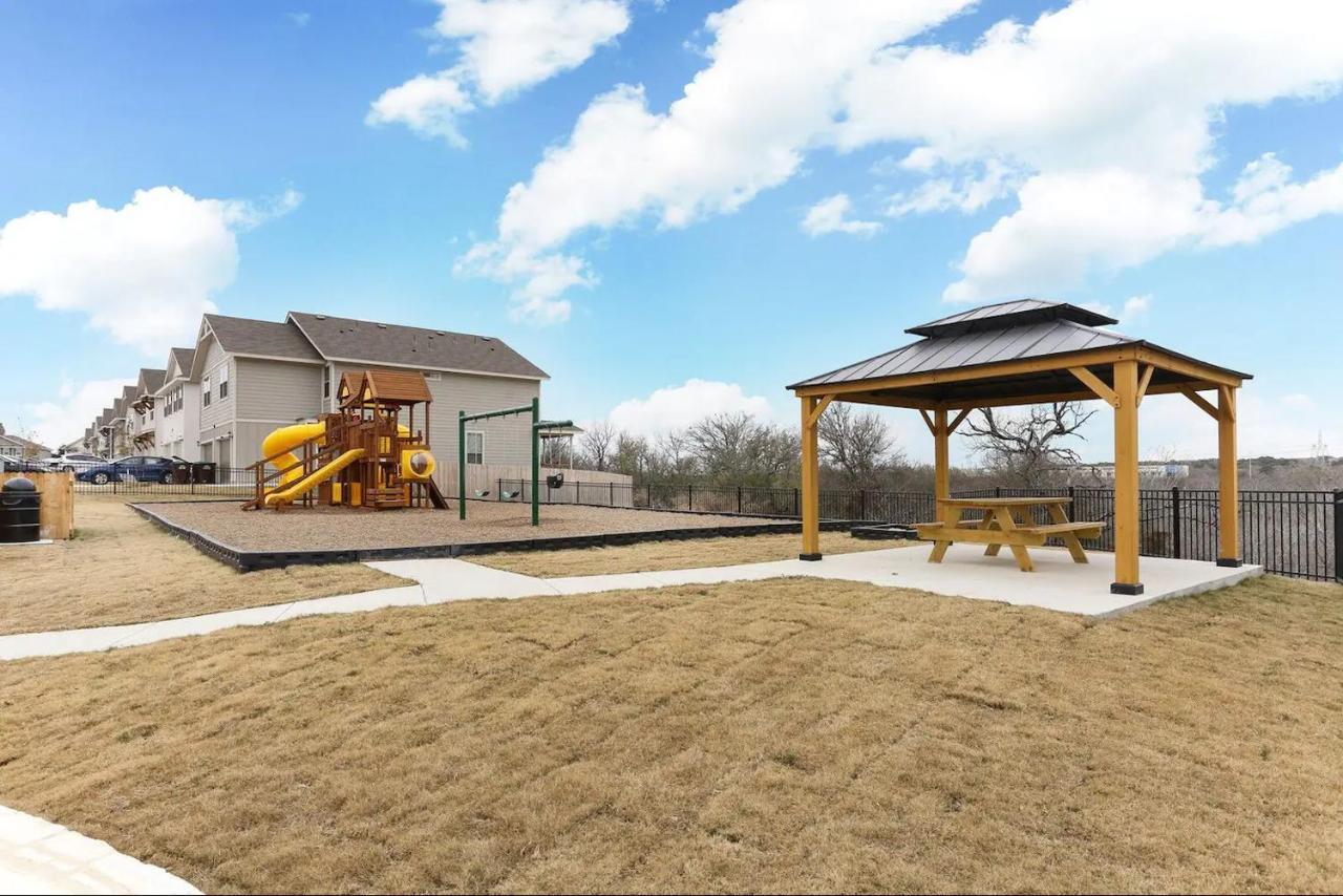 Apartment New 3 Bedroom Vacation Lackland/sea World/la Cantera