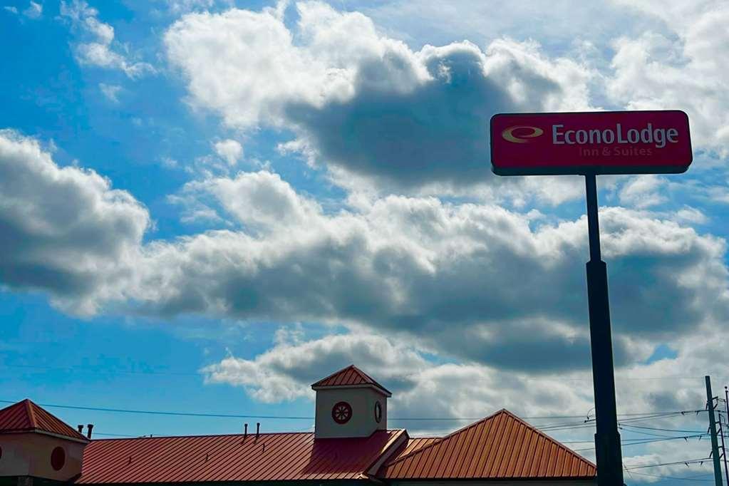 Hotel Econo & Downtown 2*