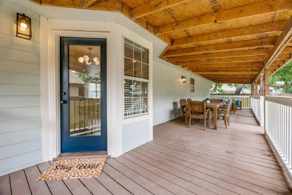 New Lone Star Retreat Remodeled Downtown