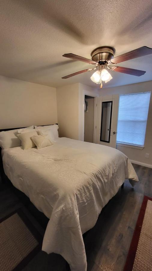 Downtown Retreat Apartment *
