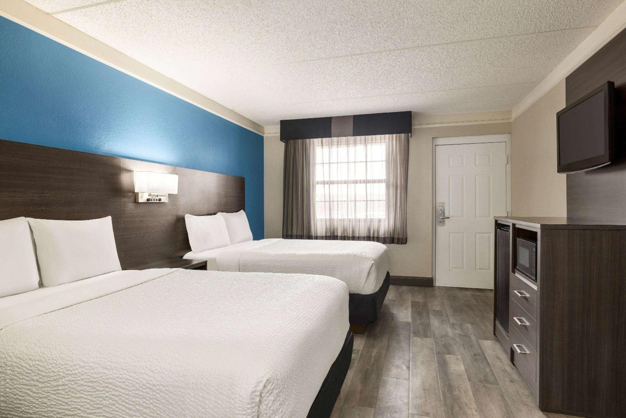 Hotel La Quinta By Wyndham I-35 N At Toepperwein