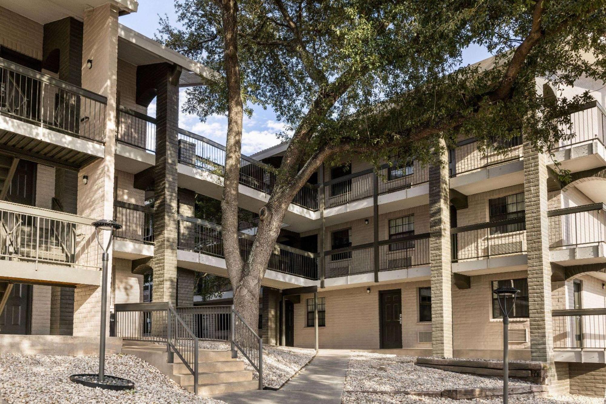 Hotel La Quinta By Wyndham I-35 N At Toepperwein San Antonio