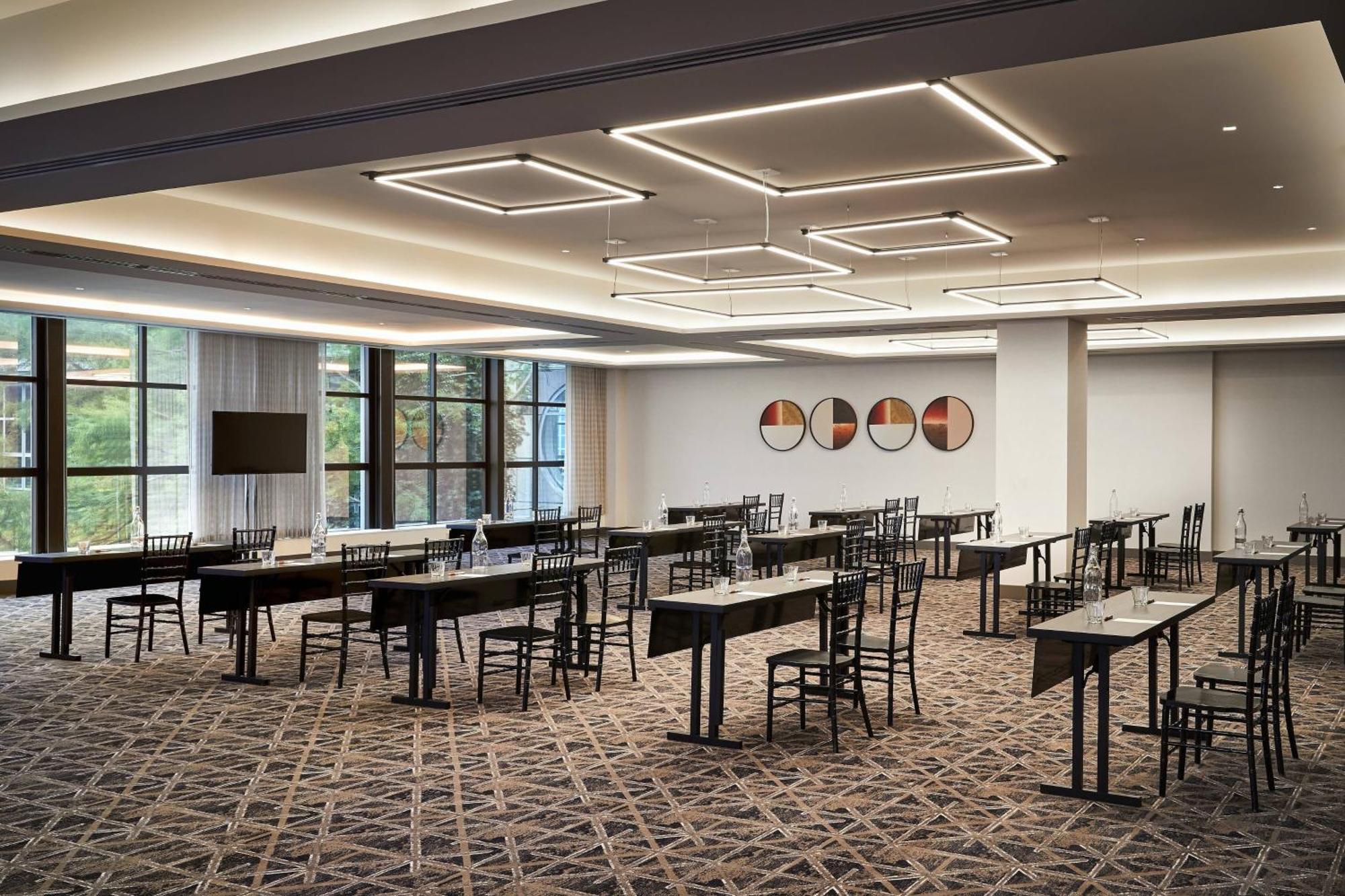 Marriott Rivercenter On The River Walk 4*
