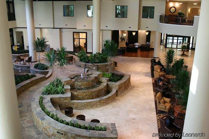 Embassy Riverwalk-downtown Hotel