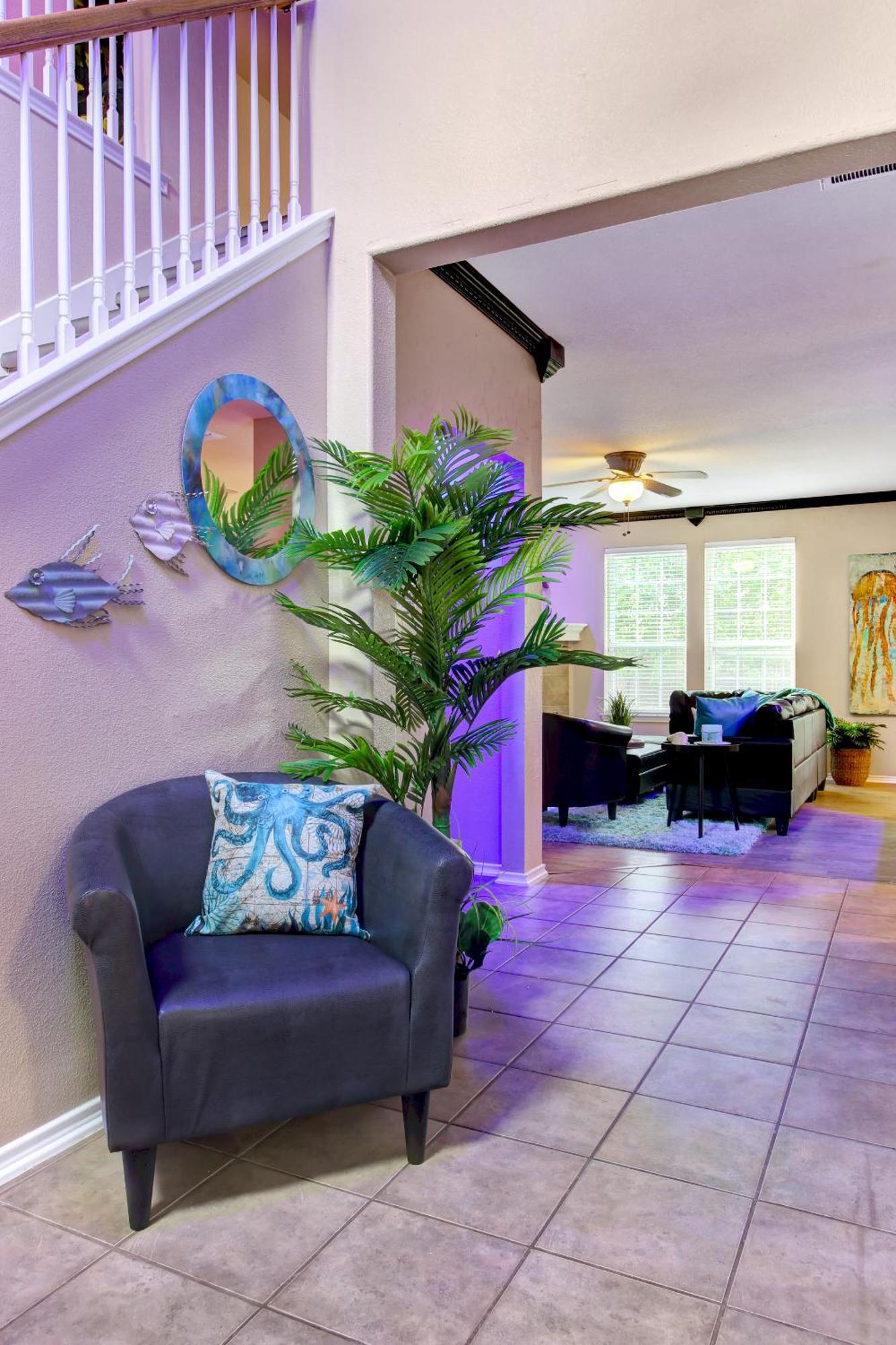 Aqueous - A Birdy Vacation Holiday home *