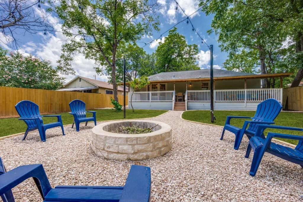 New Lone Star Retreat Remodeled Downtown Holiday home San Antonio