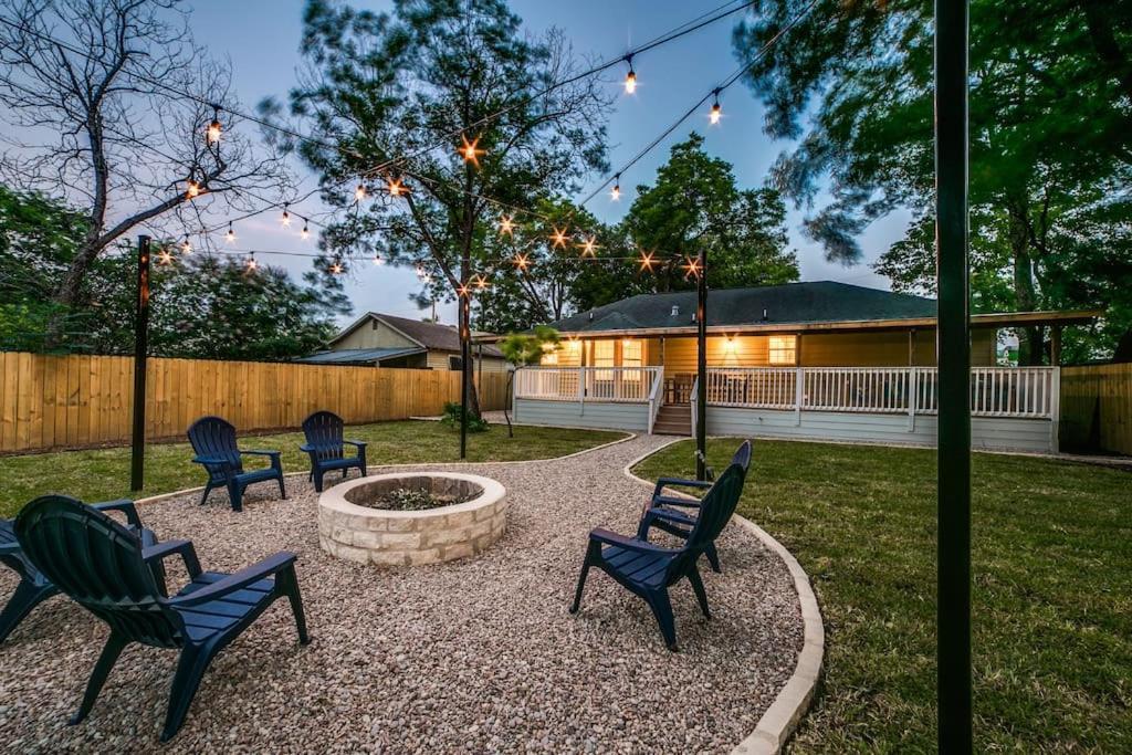 Holiday home New Lone Star Retreat Remodeled Downtown *
