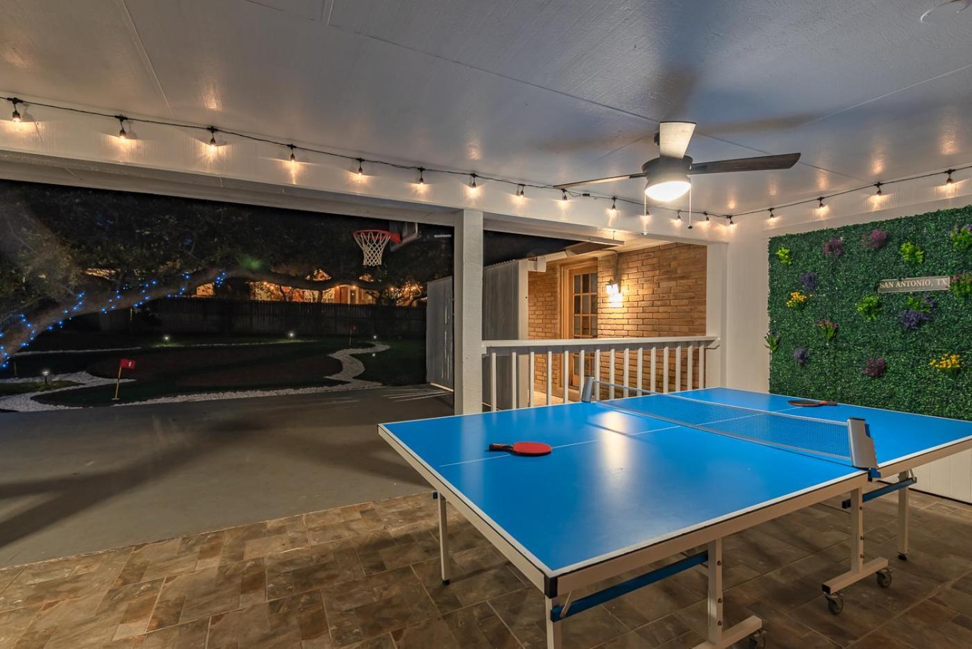 Beautiful Texas Ranch House, Game & Minigolf San Antonio