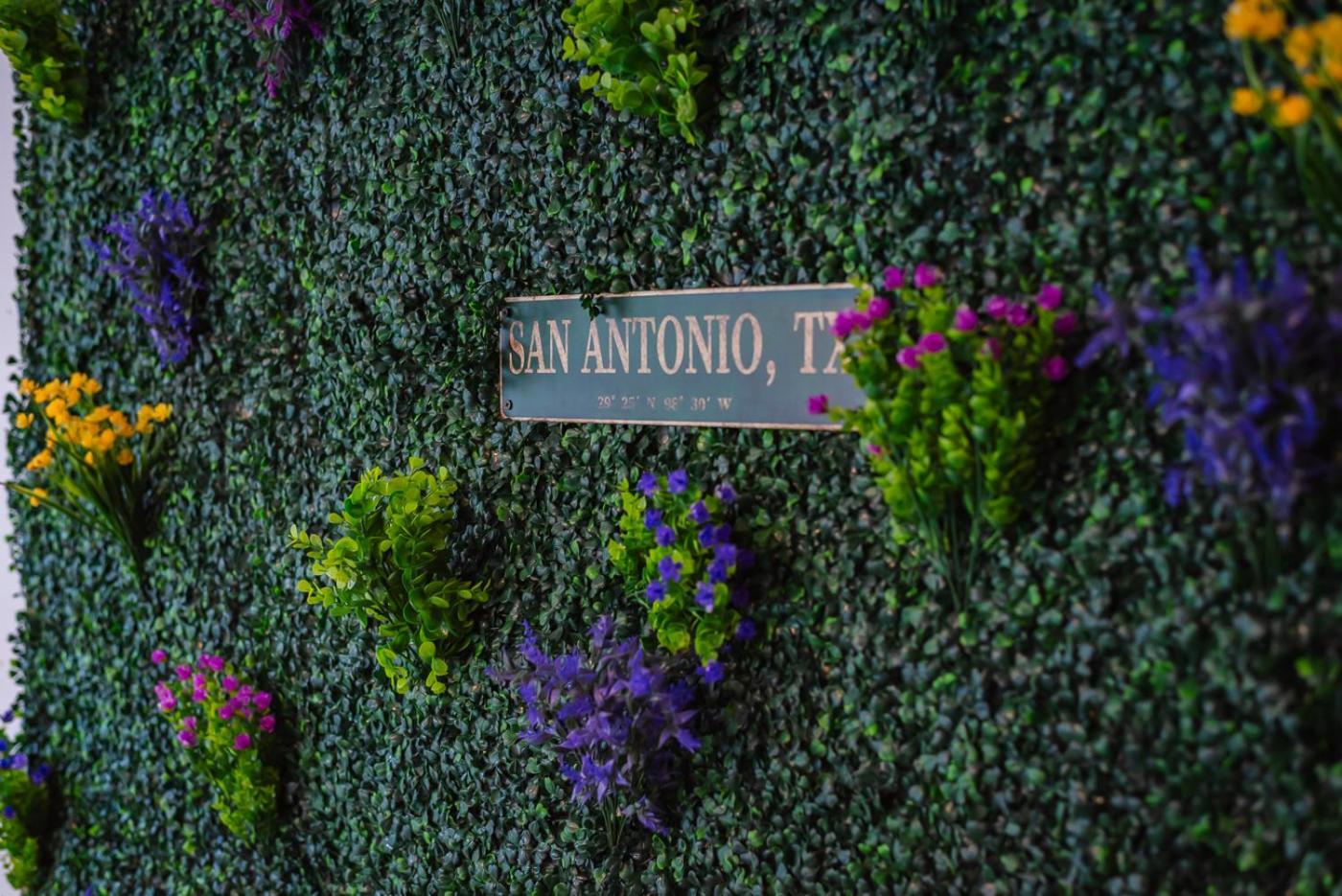 Beautiful Texas Ranch House, Game & Minigolf San Antonio