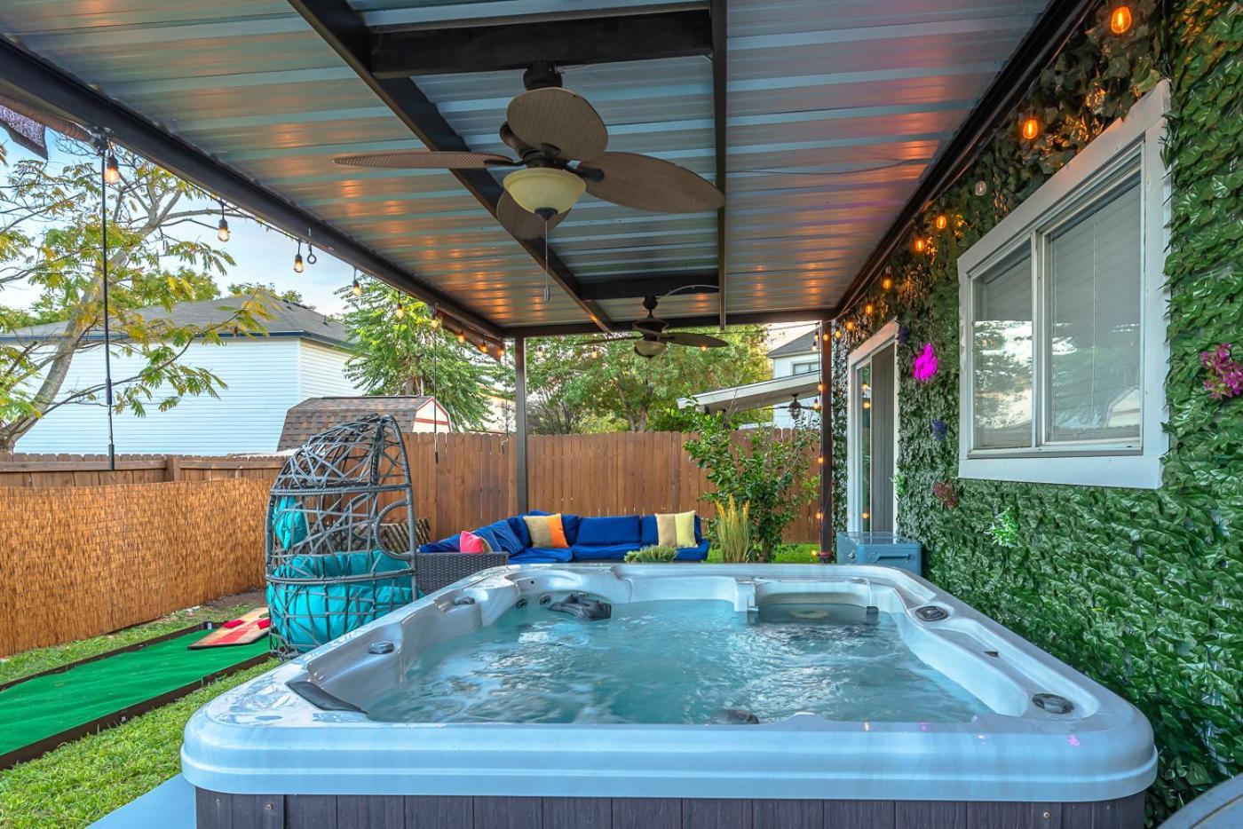 Gameroom, Bbq & Hot-tub By Lackland & Seaworld *