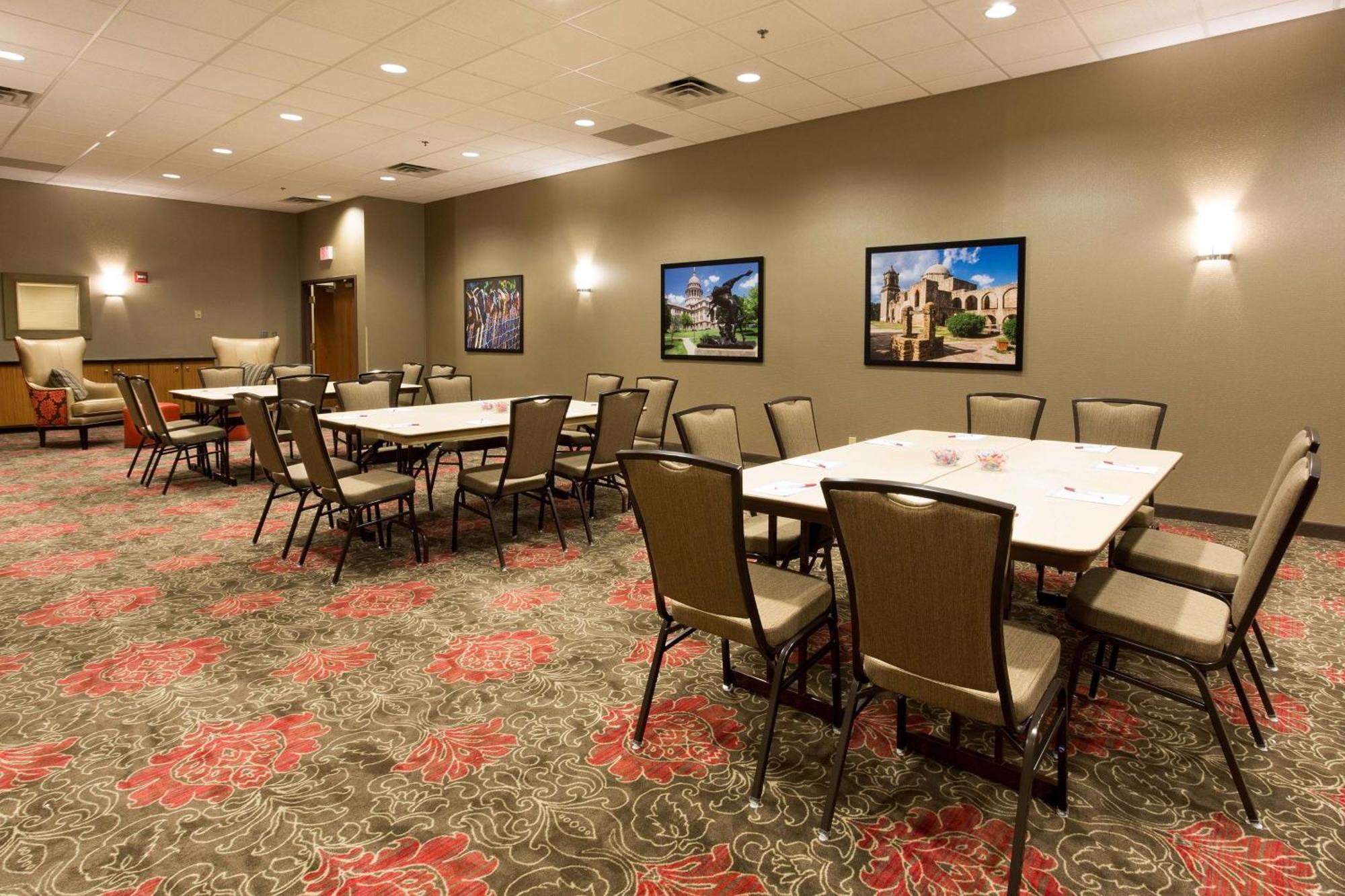 Drury & Riverwalk Hotel San Antonio