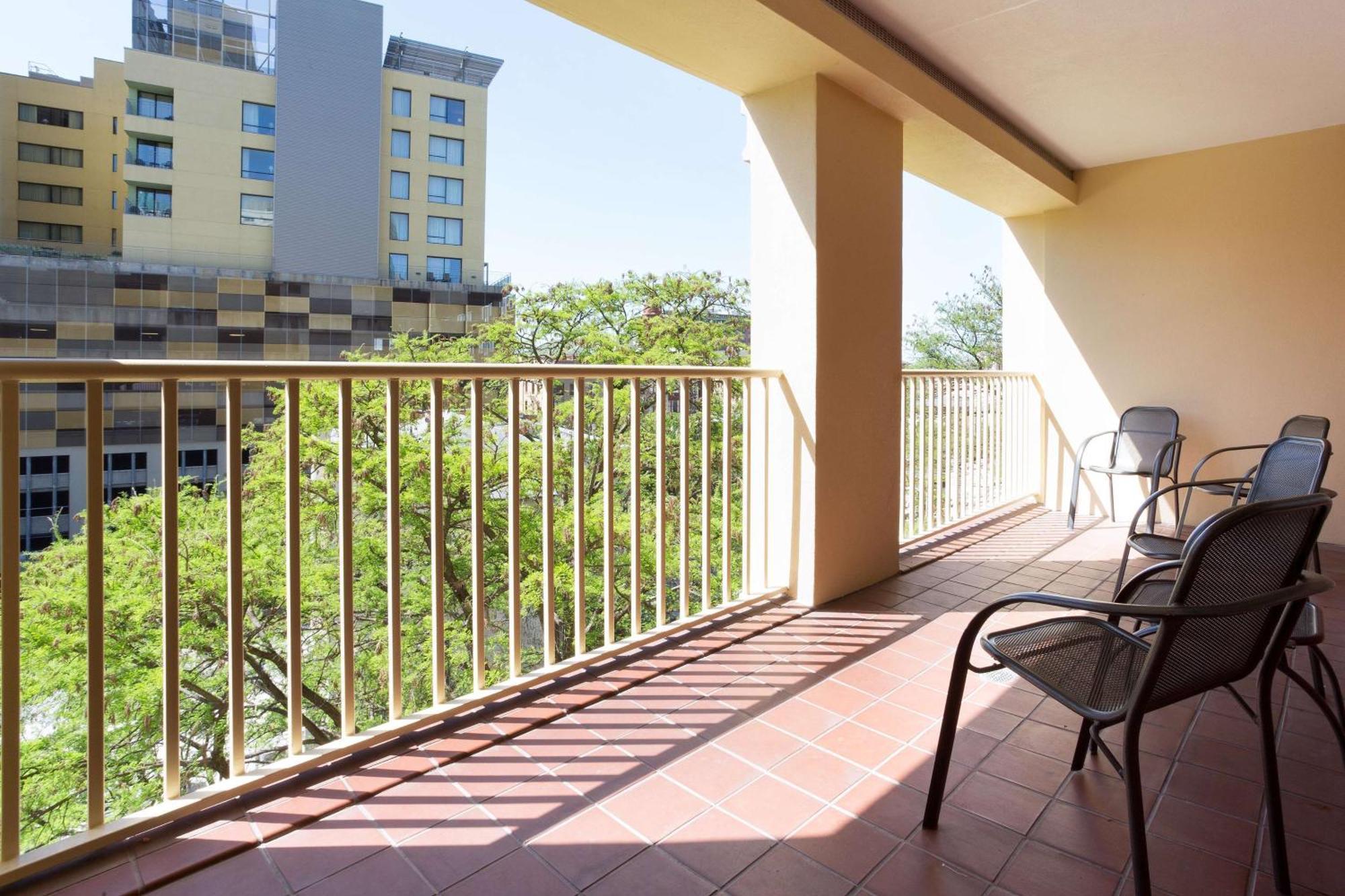 Hotel Drury & Riverwalk 3*
