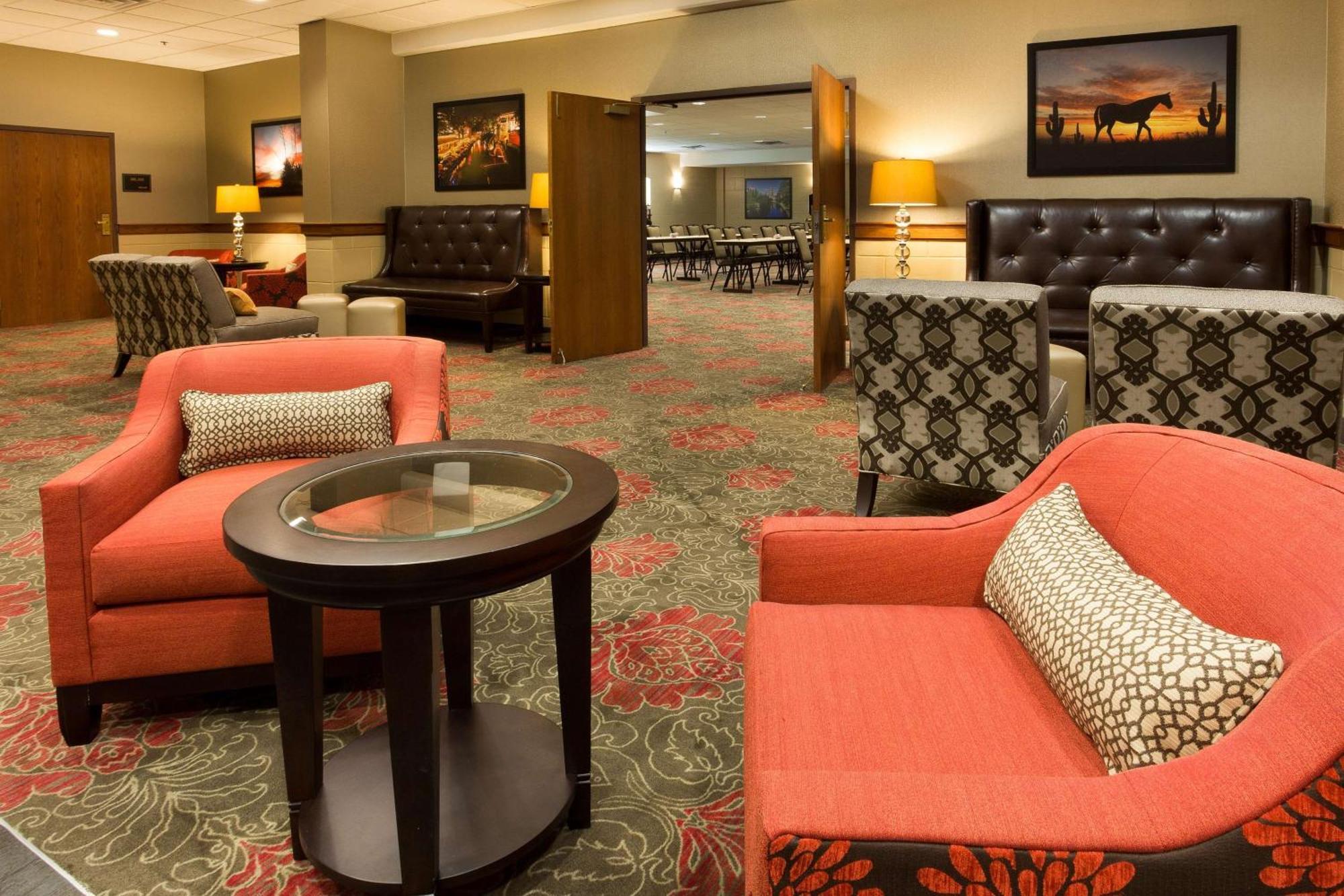 Drury & Riverwalk Hotel San Antonio