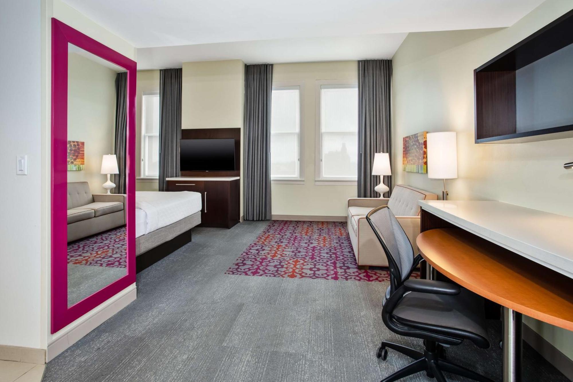 Home2 By Hilton Downtown - Riverwalk, Tx 3*