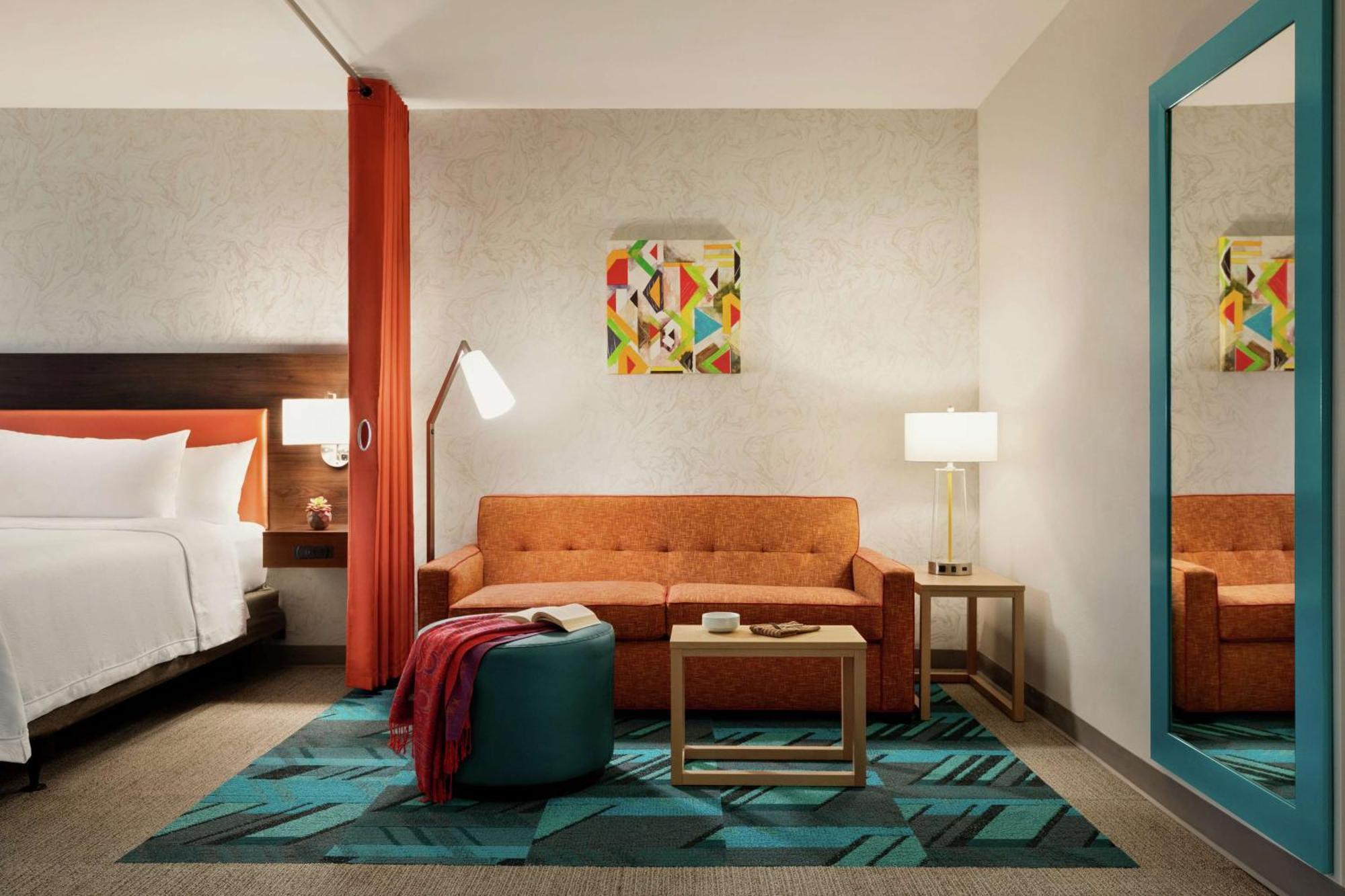 Home2 By Hilton North Stone Oak Hotel 3*