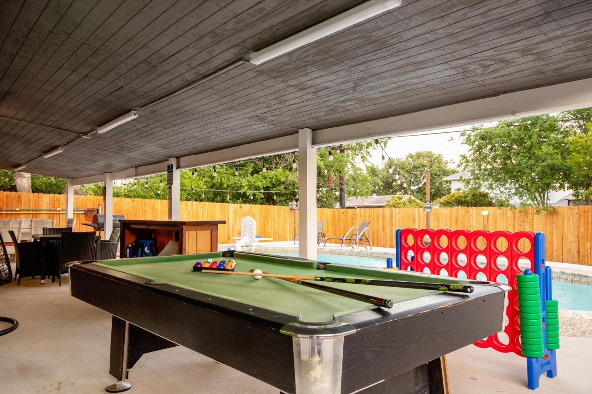 With Pool And Games In * San Antonio