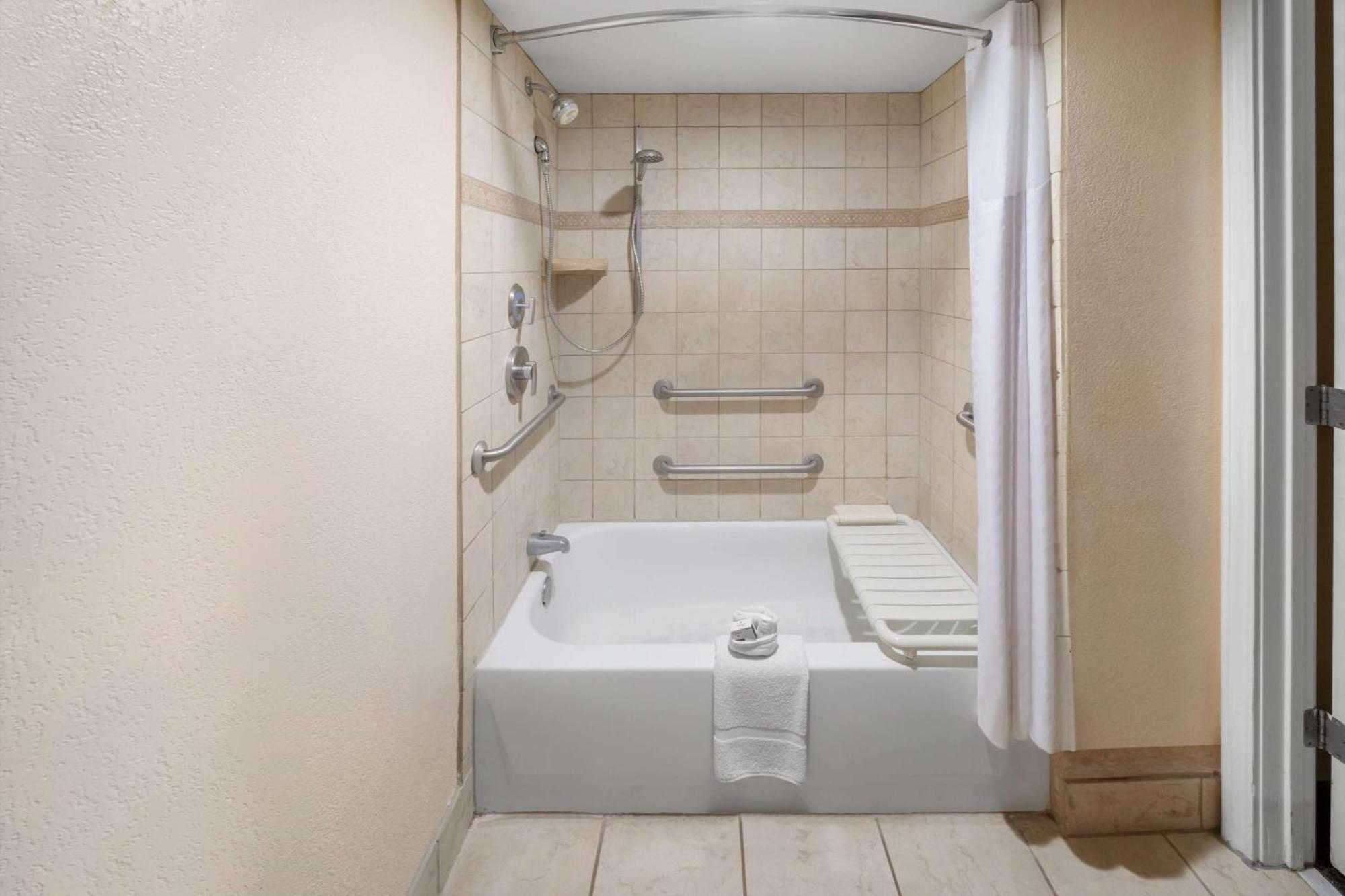 La Quinta By Wyndham Medical Ctr. Nw Hotel 3*