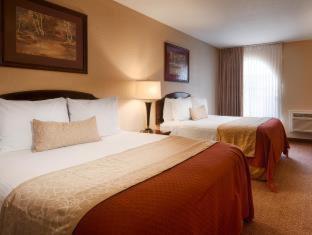 Surestay By Western Fiesta Hotel 3*