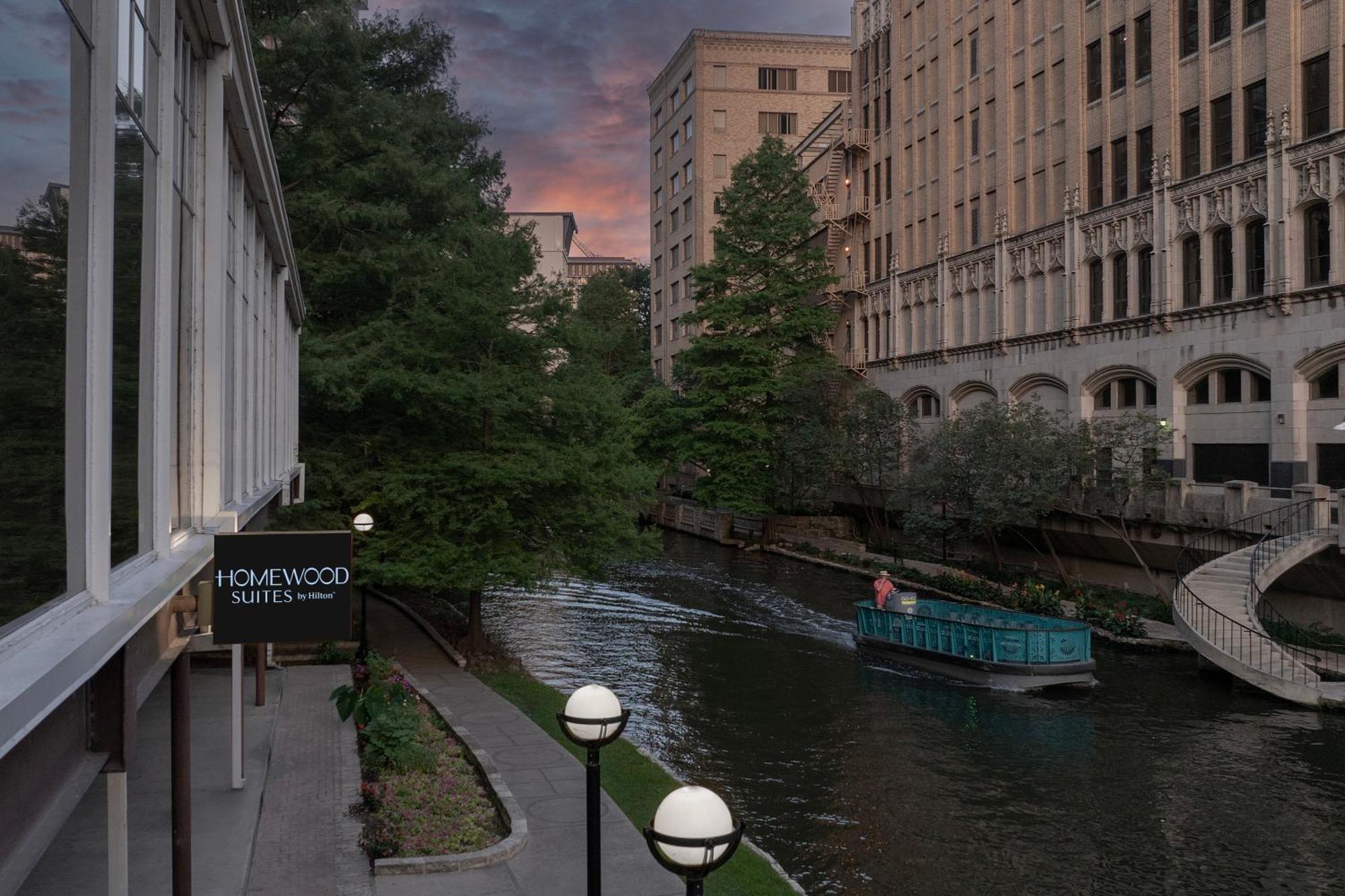Homewood By Hilton Riverwalk/downtown Hotel