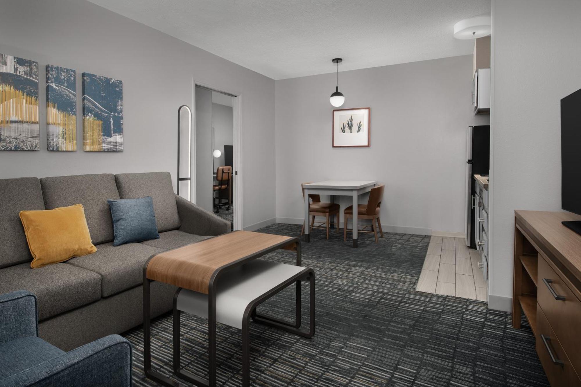Hotel Homewood By Hilton Riverwalk/downtown 3*
