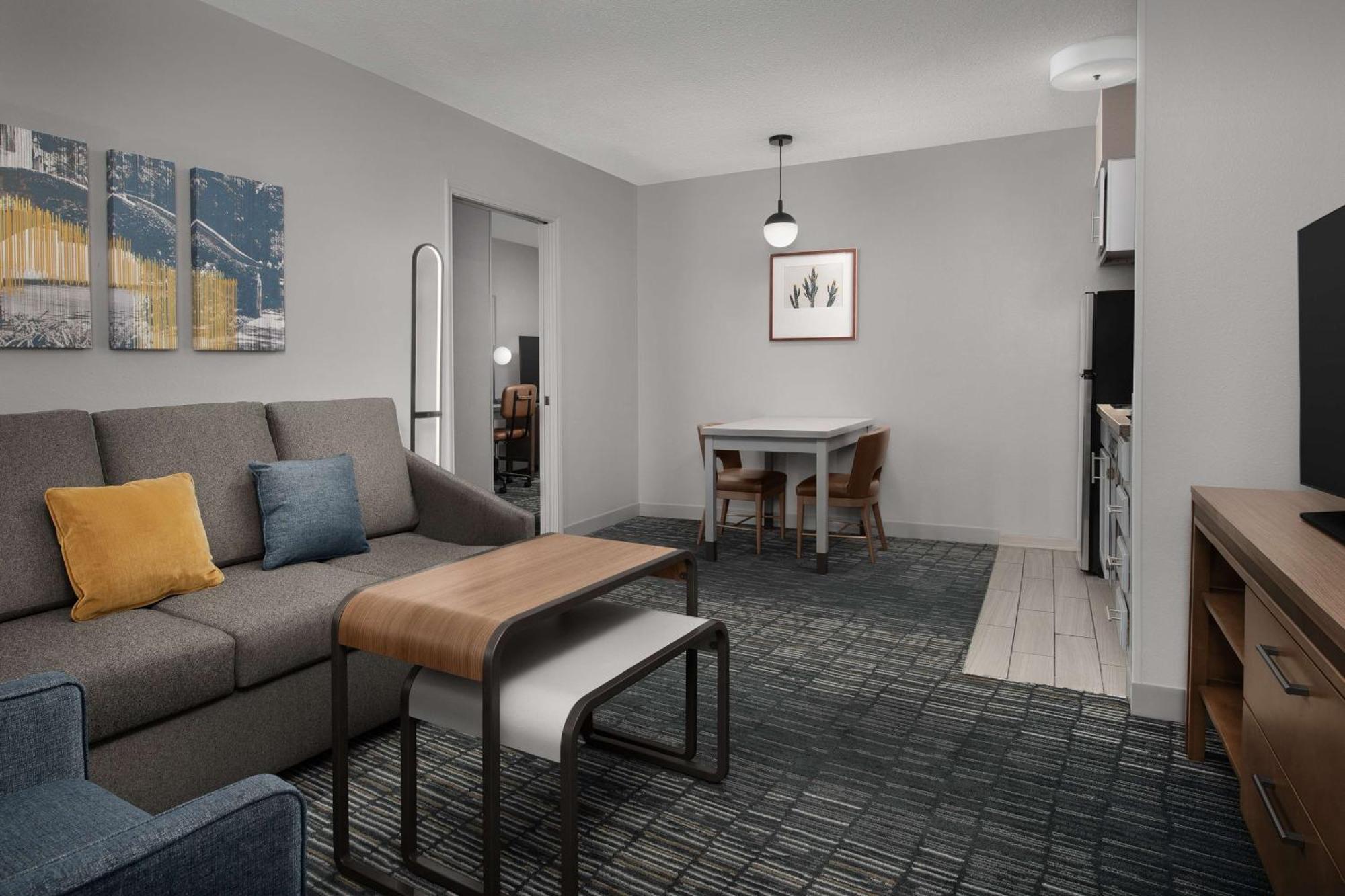 Hotel Homewood By Hilton Riverwalk/downtown 3*