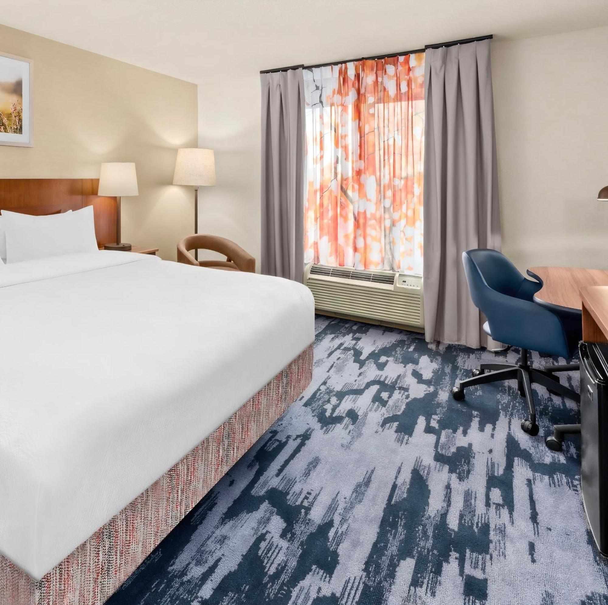 Fairfield & By Marriott Downtown/market Square 3*