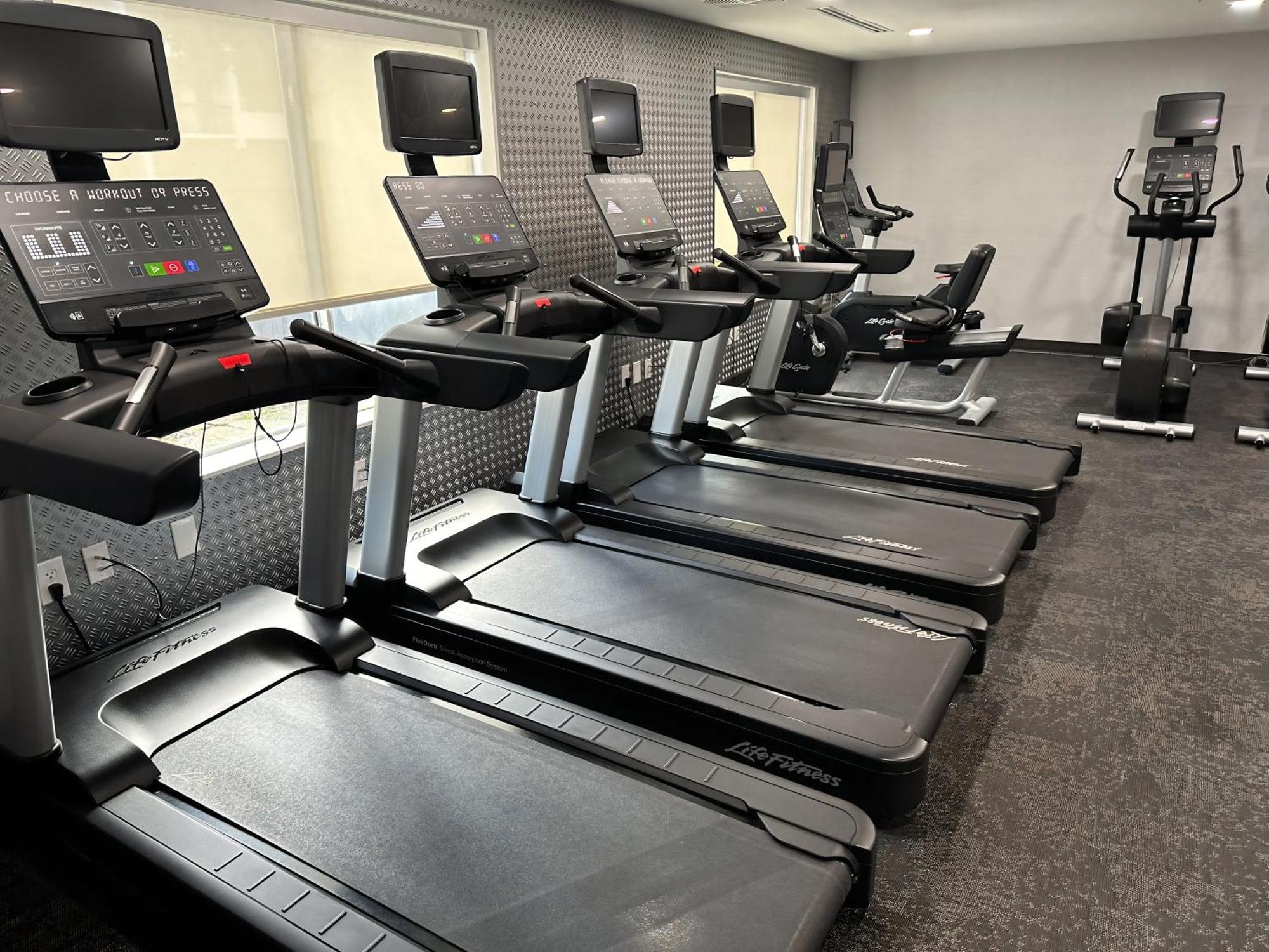 Hotel Fairfield & By Marriott Downtown/market Square 3*