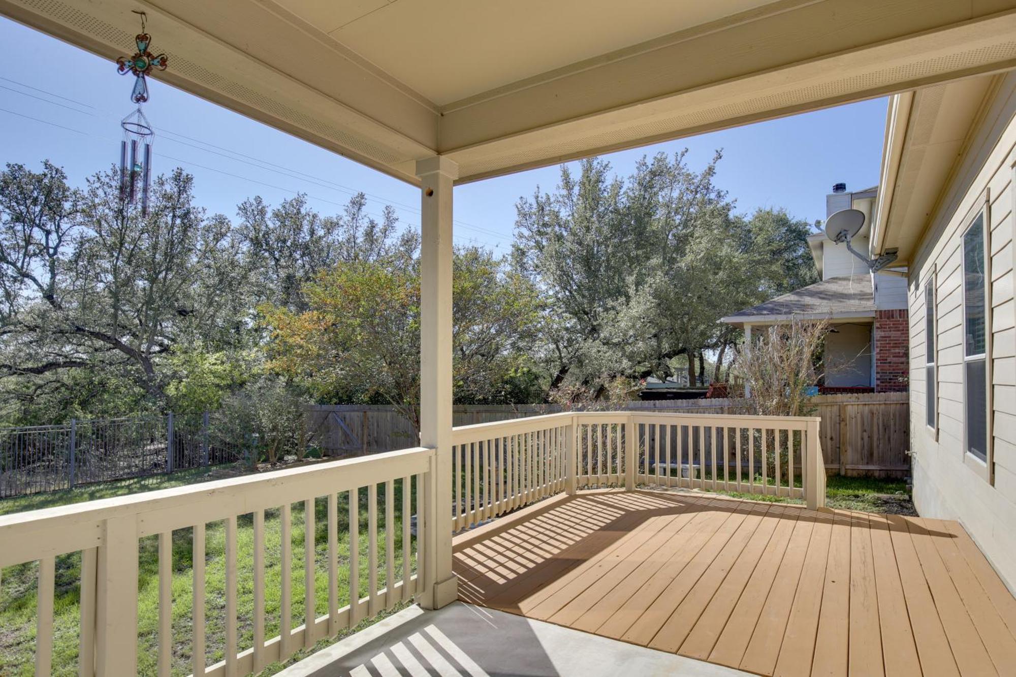 Getaway With Deck, Fenced-in Yard! *