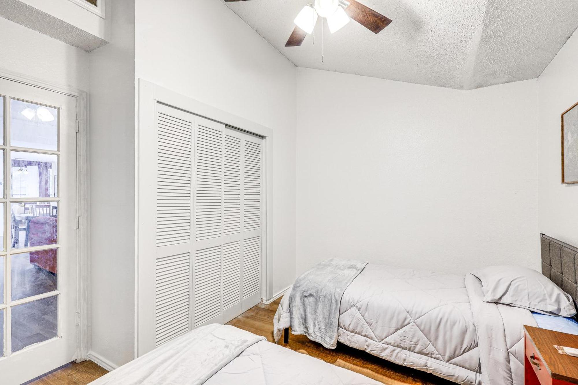 Spacious Google Fiber, Game Holiday home San Antonio