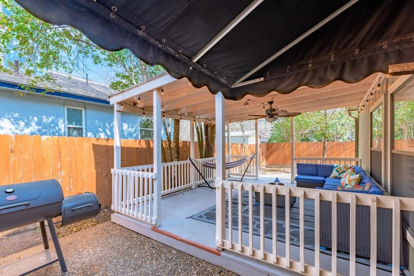 Beautiful With Pool, Games & Covered Patio