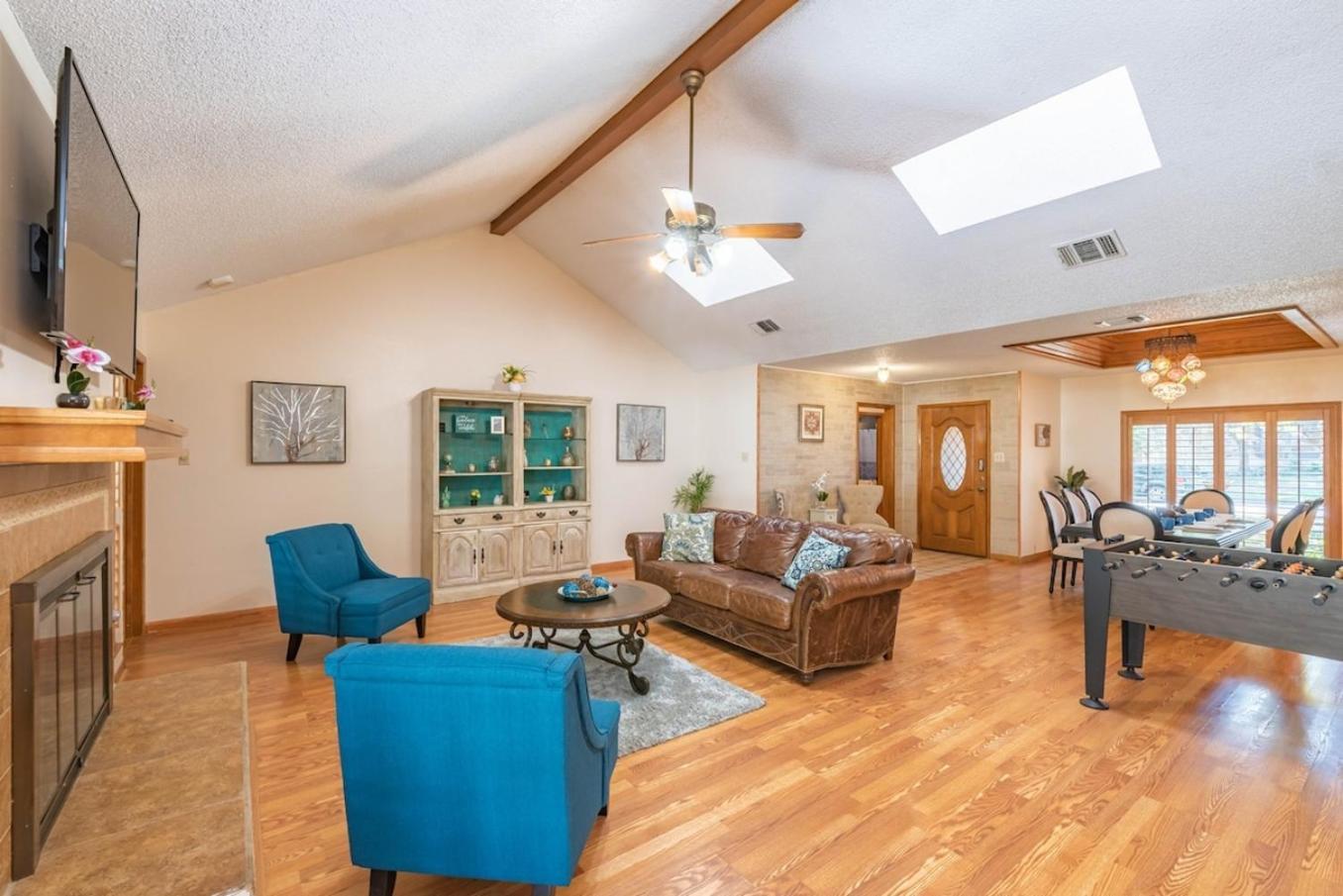 Beautiful Texas Ranch House, Game & Minigolf