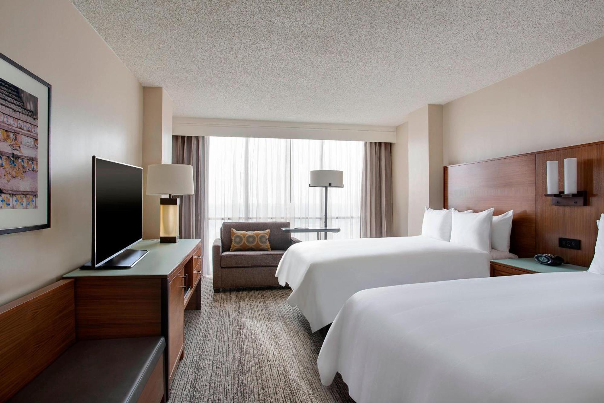 Marriott Riverwalk Hotel