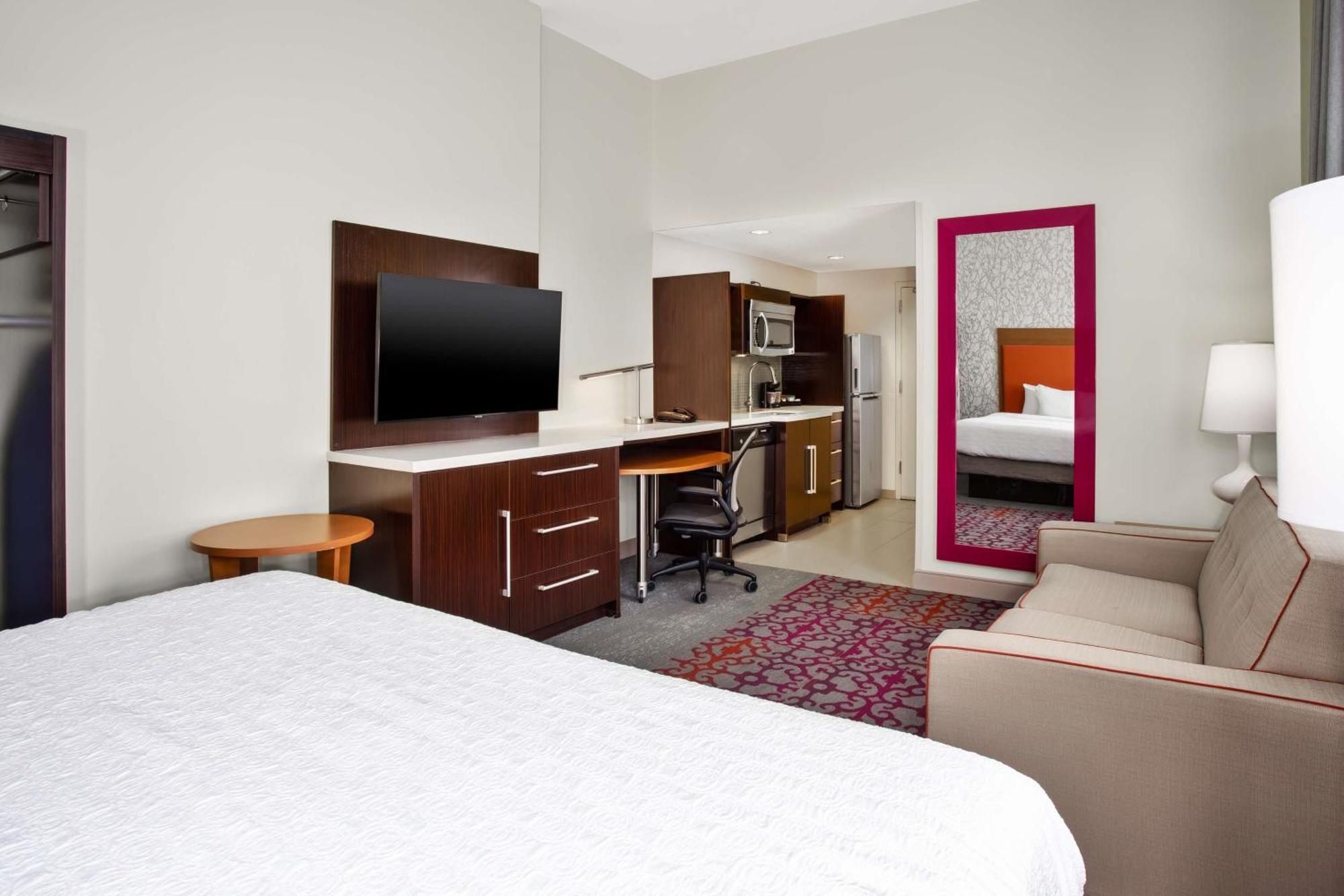 Home2 By Hilton Downtown - Riverwalk, Tx Hotel 3*