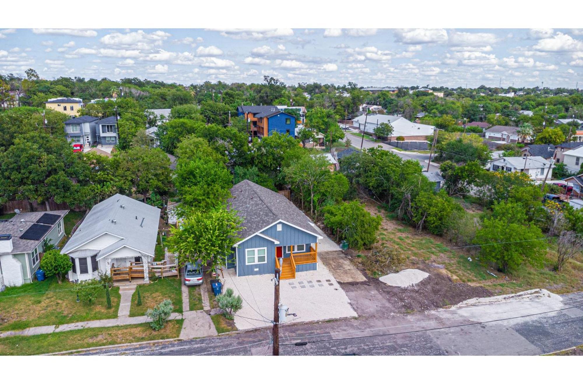 Comfortable 4br2.5ba Family Near Riverwalk Holiday home