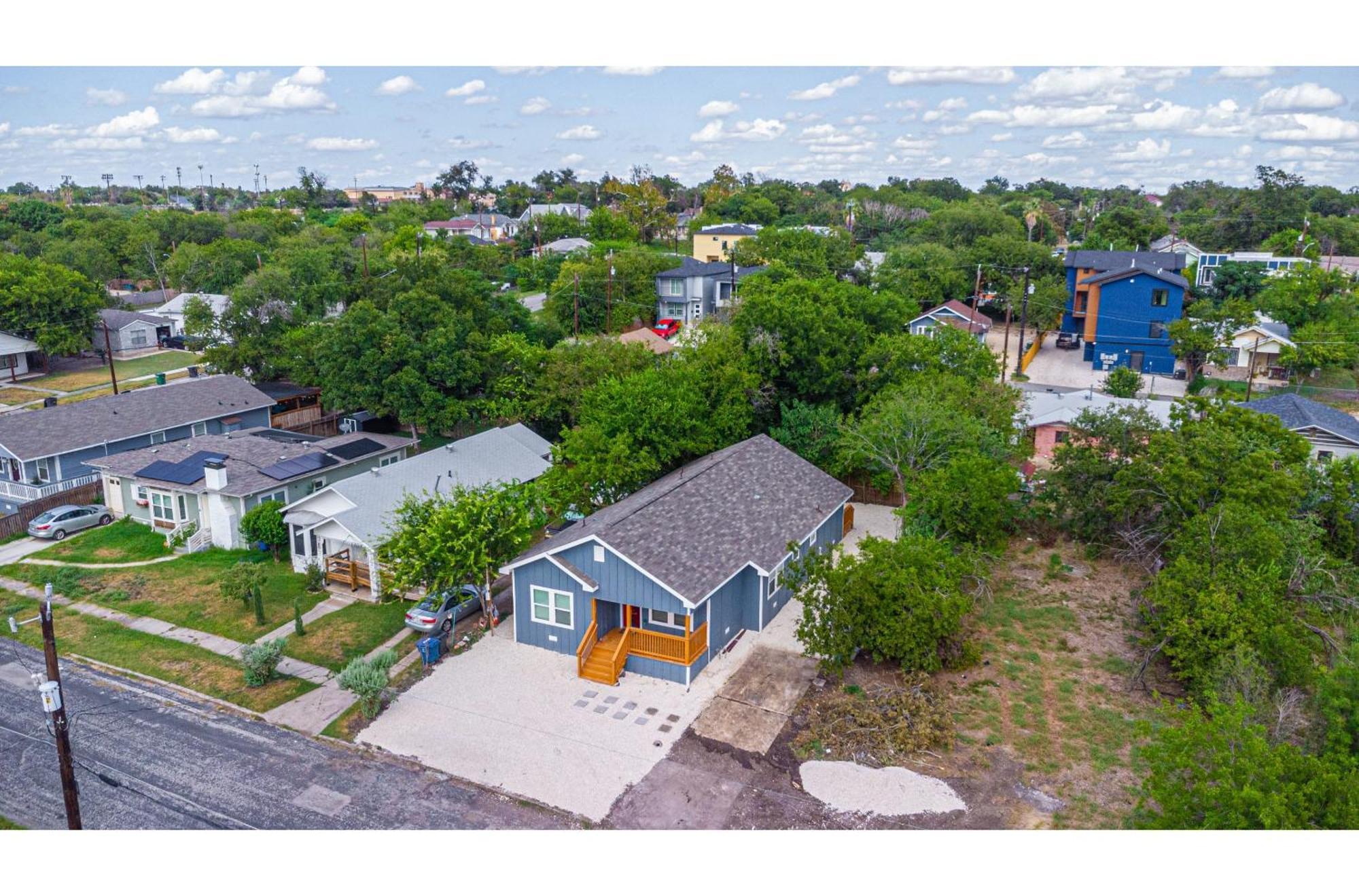 Comfortable 4br2.5ba Family Near Riverwalk Holiday home San Antonio