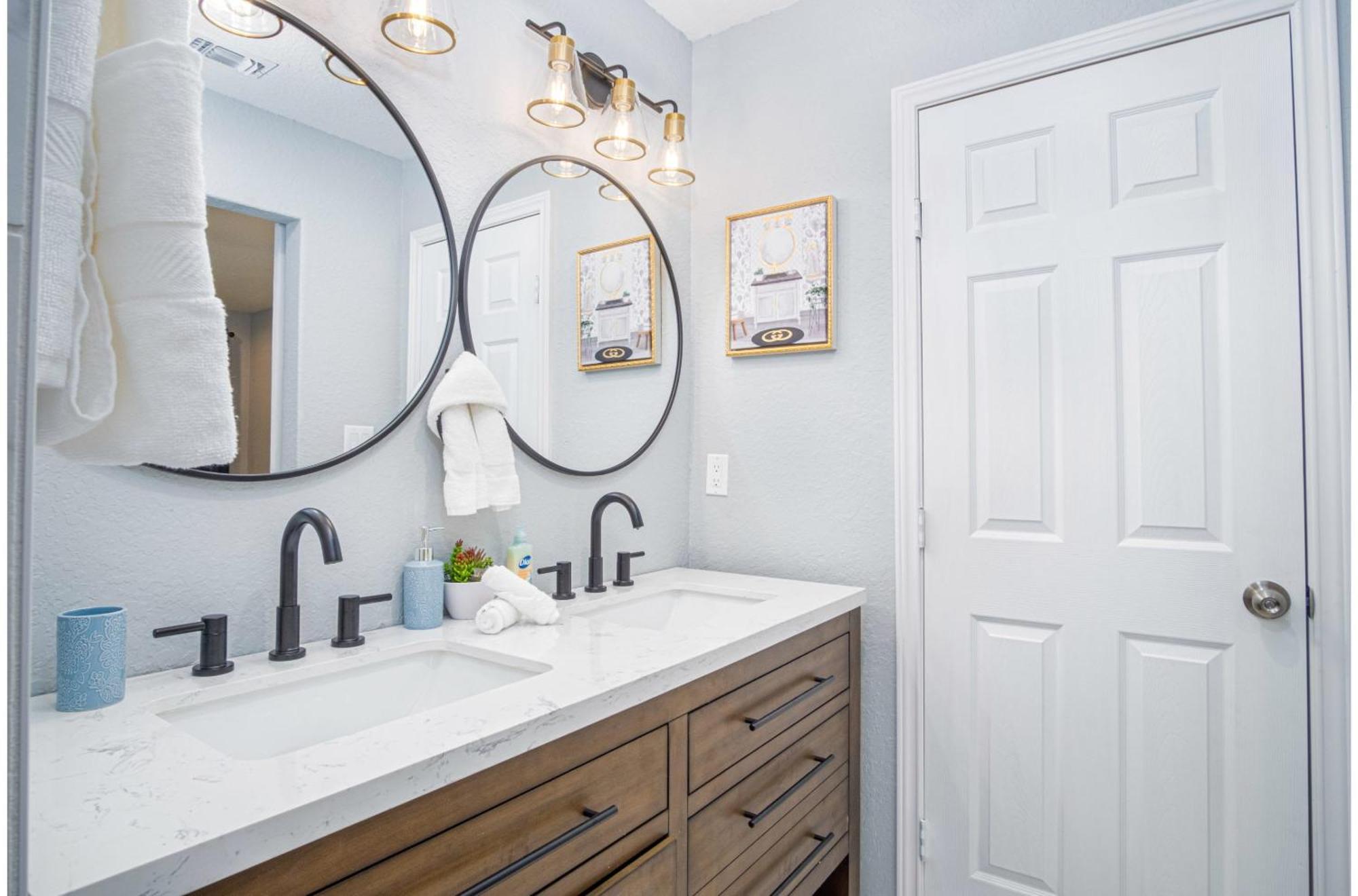 Holiday home Comfortable 4br2.5ba Family Near Riverwalk San Antonio