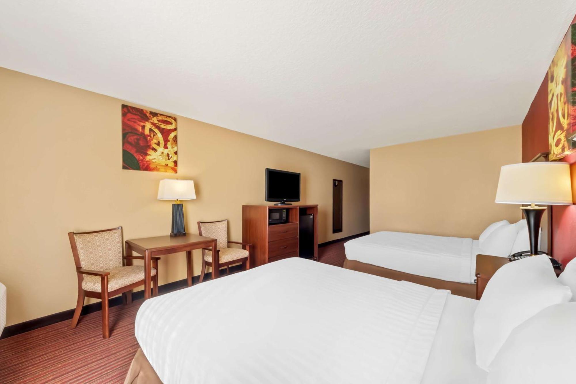 Surestay By Western Fiesta San Antonio