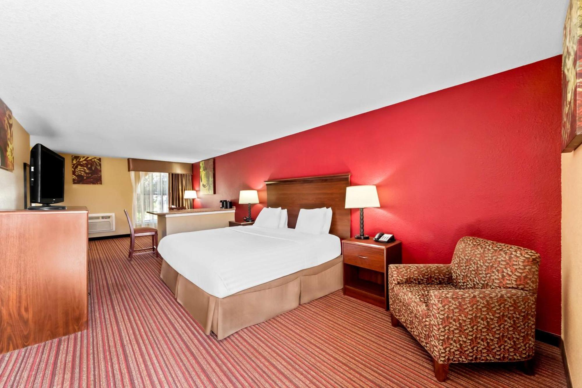 Hotel Surestay By Western Fiesta
